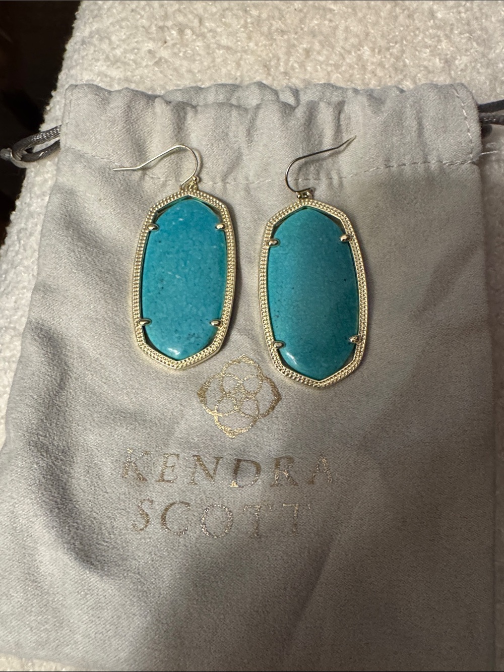 Kendra Scott Turquoise Large Elle Drop Earrings in Gold